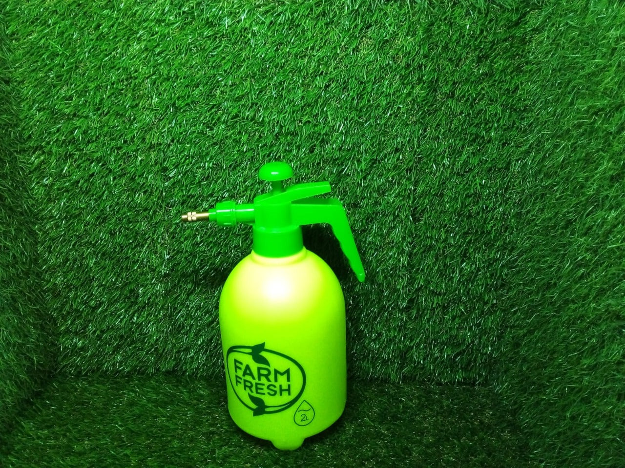 9024 2 L FF Garden Sprayer used in all kinds of garden and park for sprinkling and showering purposes. 9024 2 L FF Garden Sprayer used in all kinds of garden and park for sprinkling and showering purposes.
